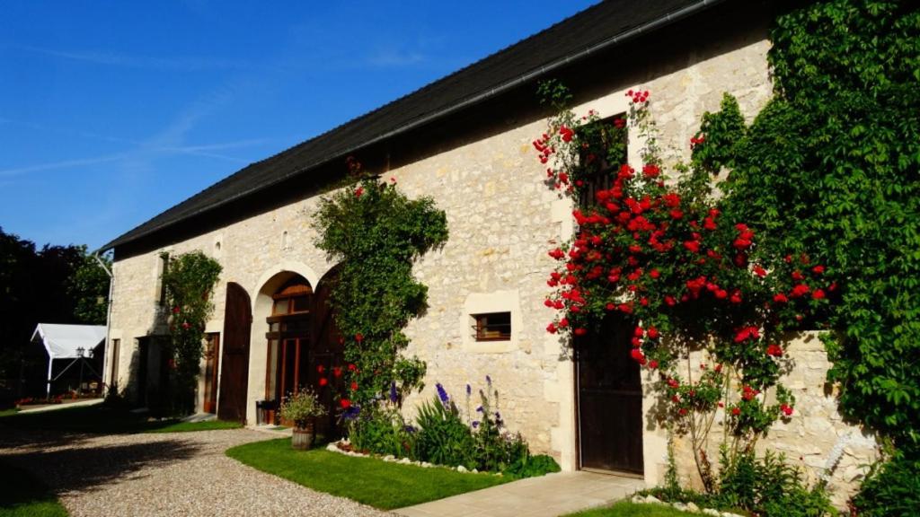 Maison Des Maries Beaulieu-sur-Loire Exterior photo